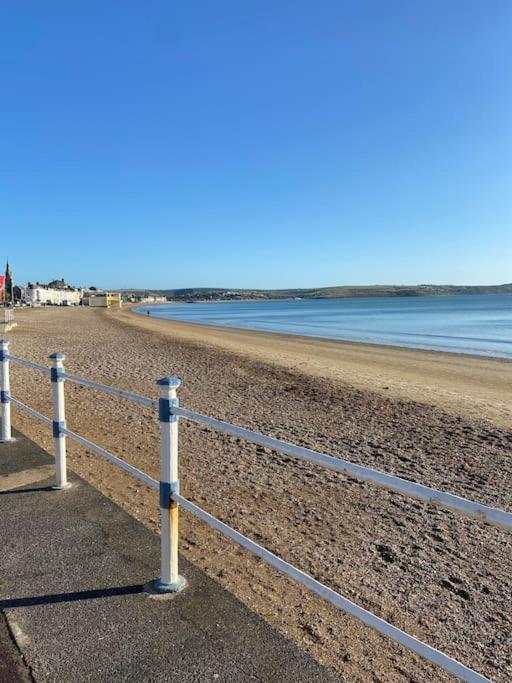 The Bolthole - Only Footsteps From The Beach. Weymouth Extérieur photo